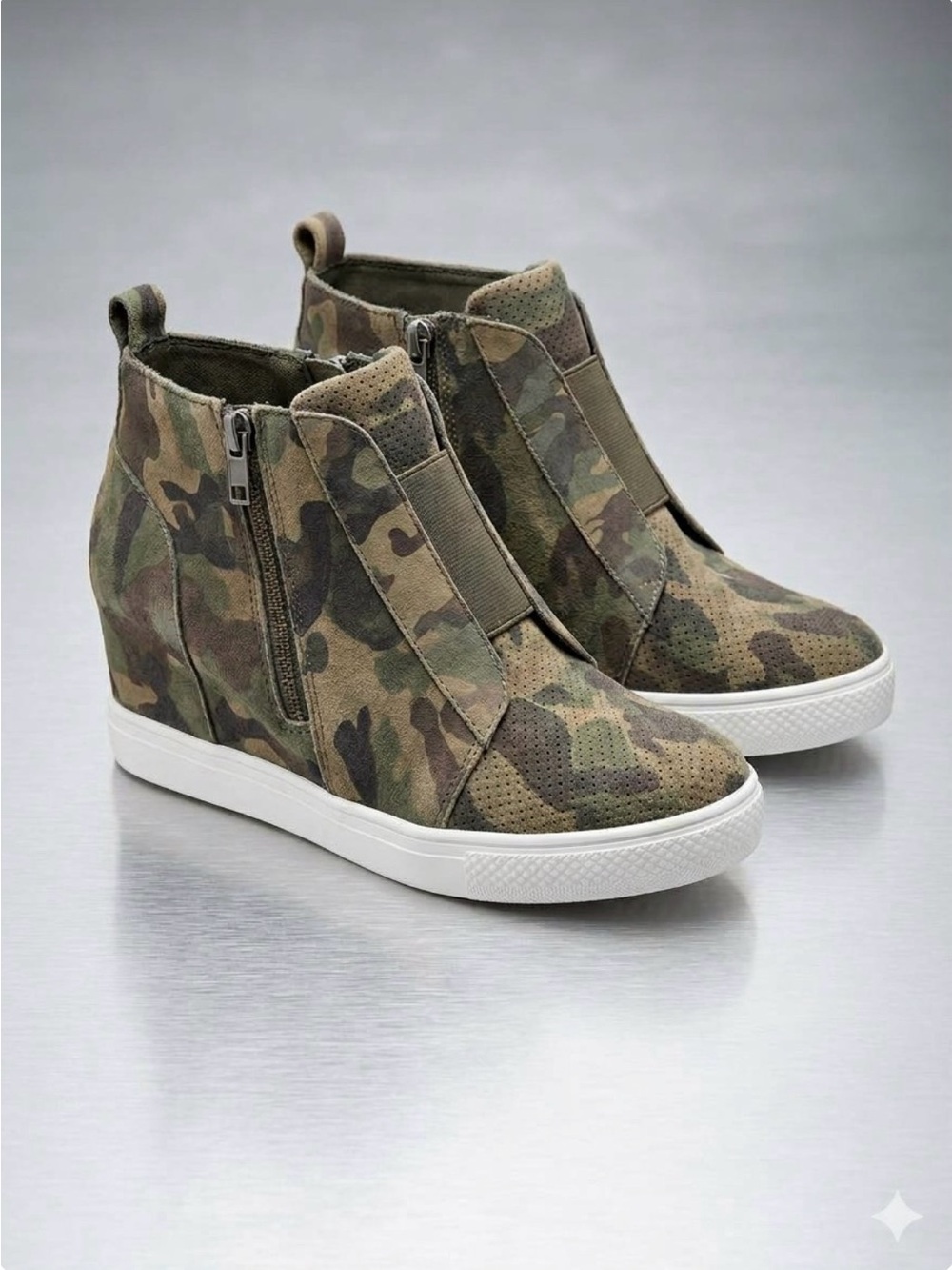 CCOCCI  Zoey Green Camo  Wedge Sneaker Booties - Size 8